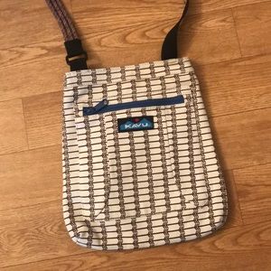 Kavu satchel - cream, maroon, blue